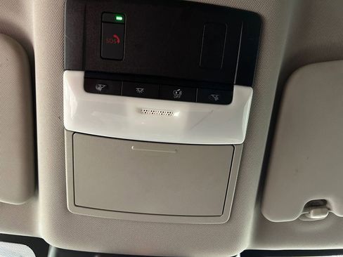Used 2022 Nissan Rogue SV FWD image 29