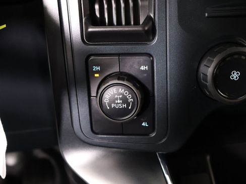 Used 2025 Ford F150 STX image 7