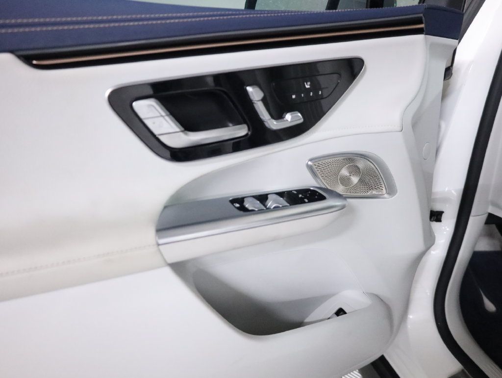 Certified 2023 Mercedes-Benz EQE 500 4MATIC SUV image 10