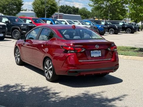 Used 2020 Nissan Versa SR w/ Convenience Package FWD image 6