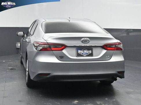 Used 2023 Toyota Camry LE FWD image 5