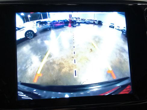 Used 2021 Jeep Grand Cherokee Laredo X image 18