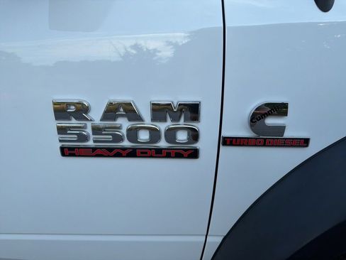 Used 2017 RAM 5500 Tradesman w/ Ambulance Prep Group RWD image 11