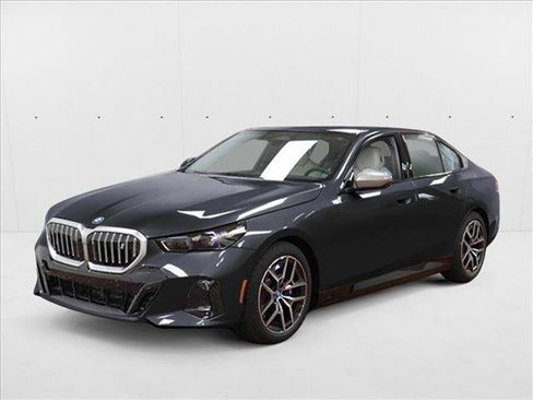 Used 2025 BMW i5 xDrive40 w/ M Sport Package AWD/4WD image 1