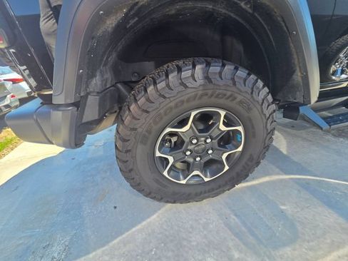 Certified 2023 Jeep Wrangler Unlimited Rubicon 4xe w/ Cold Weather Group AWD/4WD image 29