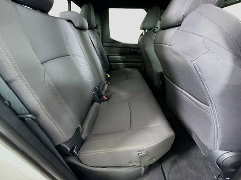 Certified 2025 Toyota Tacoma SR5 AWD/4WD image 25