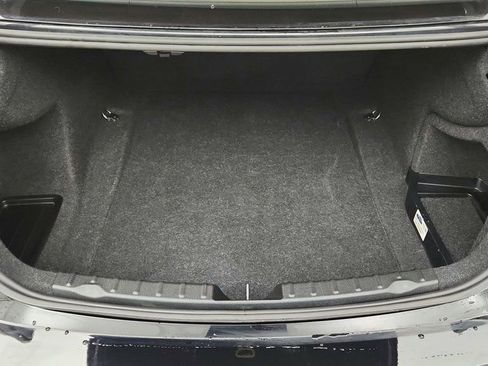 Used 2016 BMW 320i 4dr Sdn 320i with Driving Assi image 22