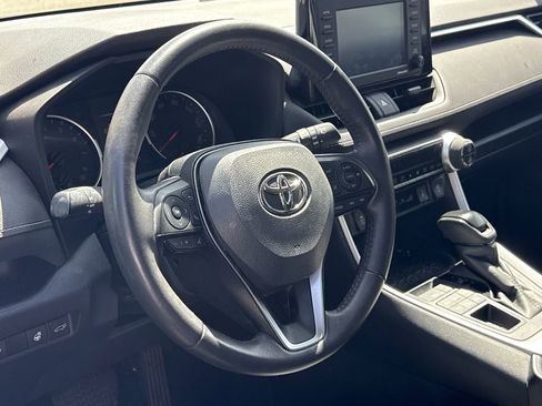 Used 2022 Toyota RAV4 XLE w/ Convenience Package image 13