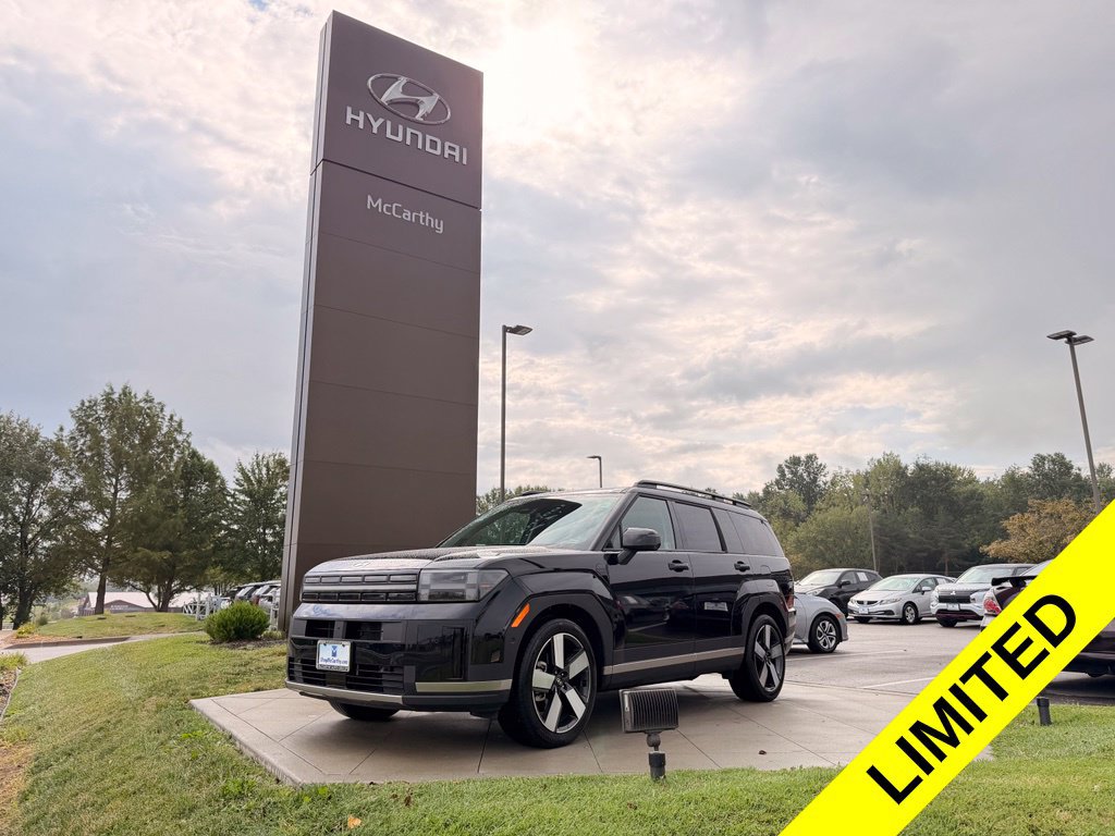 Used 2024 Hyundai Santa Fe Limited FWD image 1
