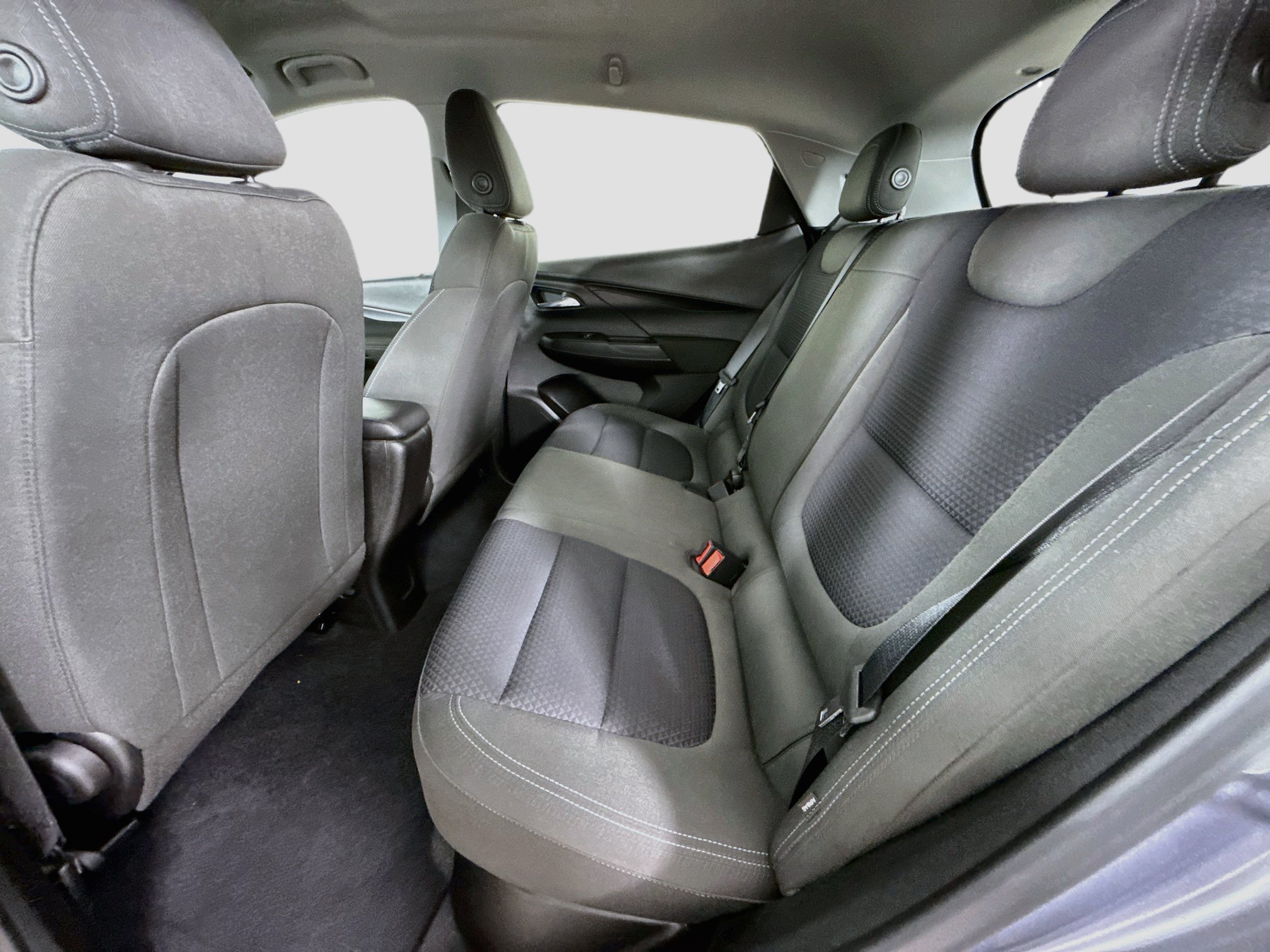 Used 2023 Chevrolet Bolt LT FWD image 26
