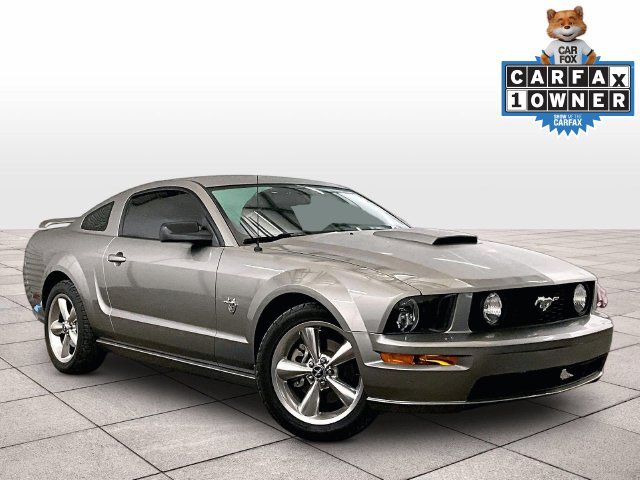 Used 2009 Ford Mustang GT Premium RWD image 2