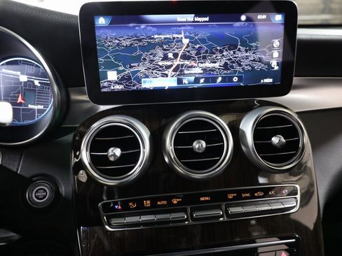 Certified 2022 Mercedes-Benz GLC 300 4MATIC image 67