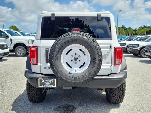 New 2026 Ford Bronco Heritage Edition image 8