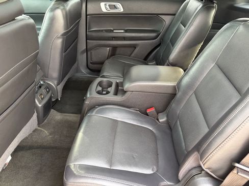 Used 2011 Ford Explorer Limited w/ 302A Rapid Spec Order Code FWD image 13