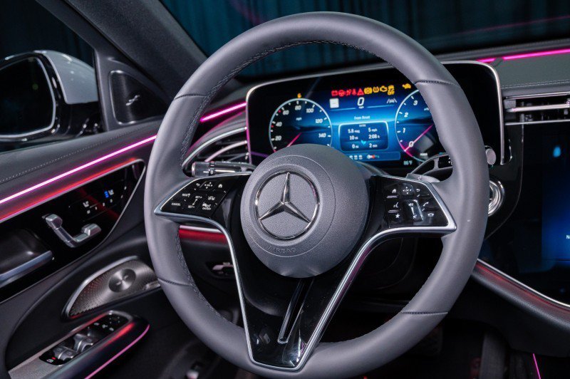 Certified 2026 Mercedes-Benz E 450 4MATIC Sedan image 10