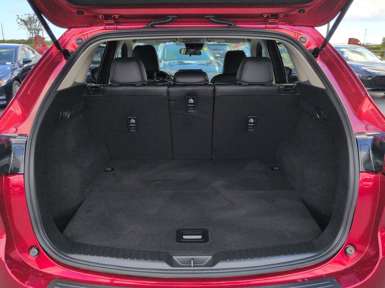 Used 2025 MAZDA CX-5 AWD 2.5 S w/ Select Package image 13