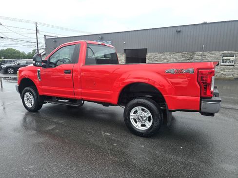 Used 2017 Ford F250 XL w/ Power Equipment Group AWD/4WD image 4