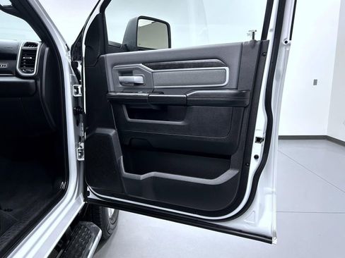 Used 2023 RAM 2500 Big Horn w/ Level 1 Equipment Group image 16