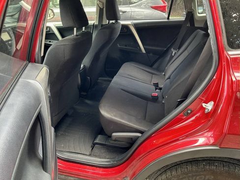 Used 2015 Toyota RAV4 LE AWD/4WD image 11