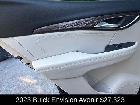 Used 2023 Buick Envision Avenir AWD/4WD image 14