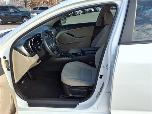 Used 2014 Kia Optima LX image 4