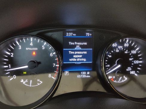 Used 2020 Nissan Rogue S FWD image 23