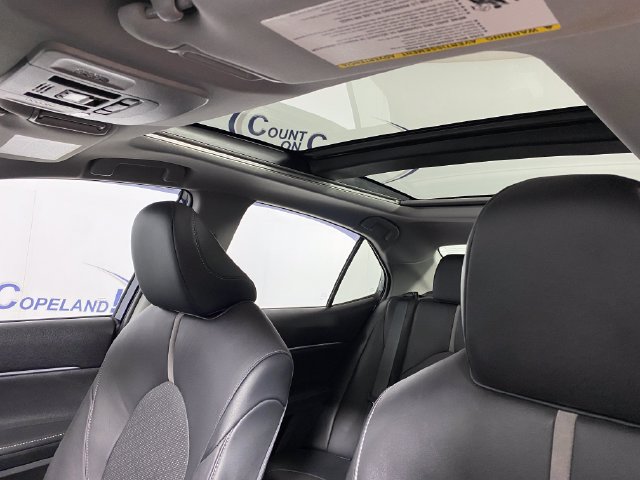 Used 2021 Toyota Camry XSE AWD/4WD image 24