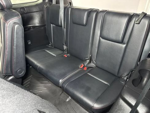 Used 2019 Toyota Highlander SE AWD/4WD image 30