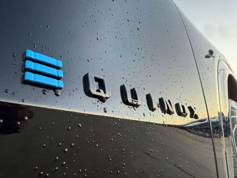 Used 2024 Chevrolet Equinox EV RS image 9