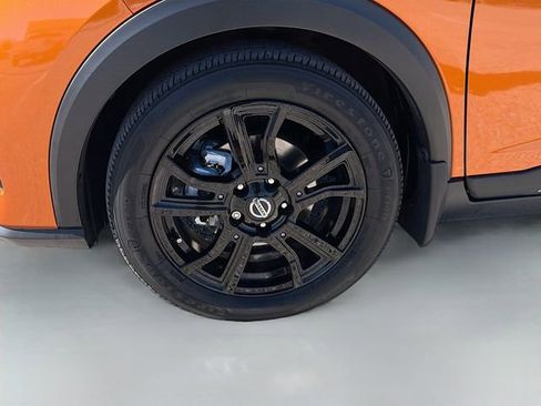 Used 2021 Nissan Kicks SR w/ SR Premium Package image 37