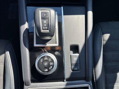 Used 2024 Mitsubishi Outlander SE image 33