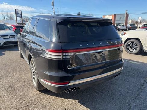 Used 2023 Lincoln Aviator Reserve w/ Equipment Group 201A AWD/4WD image 4