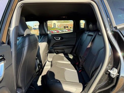 New 2026 Jeep Compass Latitude image 27