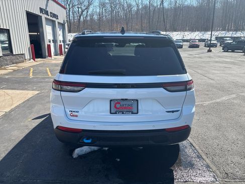 Used 2022 Jeep Grand Cherokee Trailhawk image 7