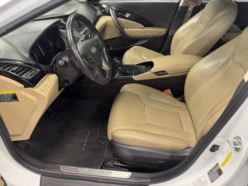 Used 2013 Hyundai Azera w/ Technology Pkg FWD image 9