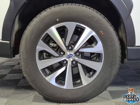 Used 2025 Subaru Outback Premium AWD/4WD image 27