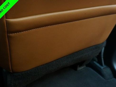 Used 2022 Nissan Pathfinder Platinum w/ Cargo Package image 38