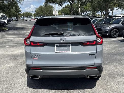 Certified 2025 Honda CR-V Sport image 5