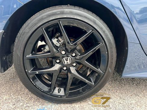 Used 2025 Honda Civic Sport image 11