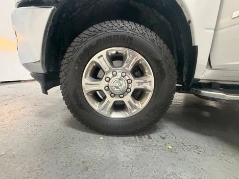Used 2024 RAM 3500 Big Horn AWD/4WD image 15