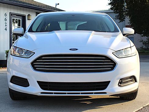 Used 2016 Ford Fusion S FWD image 8