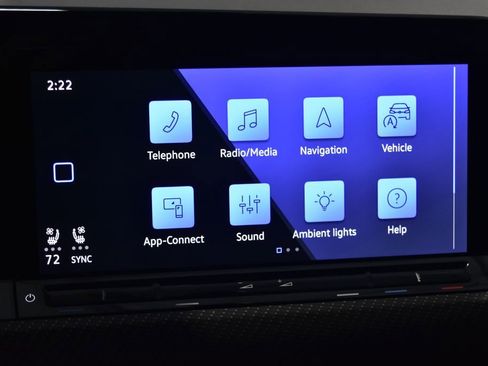 Certified 2023 Volkswagen Golf R image 9