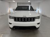 Used 2018 Jeep Grand Cherokee Laredo image 2