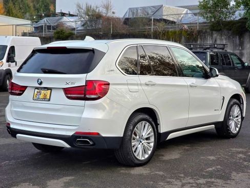 Used 2017 BMW X5 xDrive40e image 7
