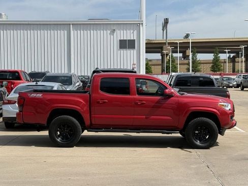 Used 2023 Toyota Tacoma SR AWD/4WD image 3