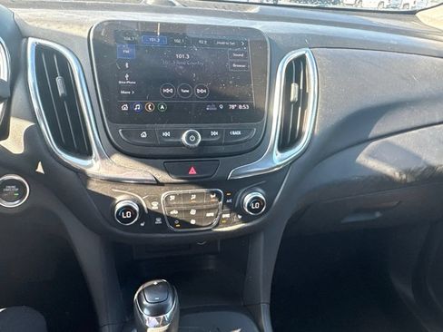 Used 2020 Chevrolet Equinox LT FWD image 15