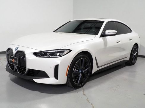 Used 2023 BMW i4 eDrive35 w/ Premium Package RWD image 10