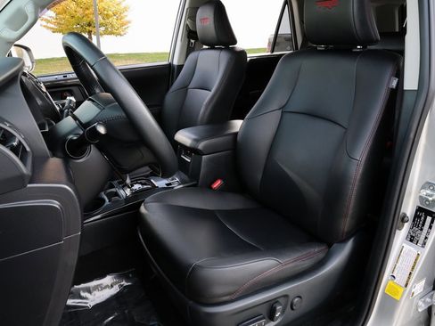 Used 2023 Toyota 4Runner TRD Off-Road Premium image 24