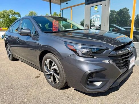 Used 2025 Subaru Legacy Premium AWD/4WD image 3