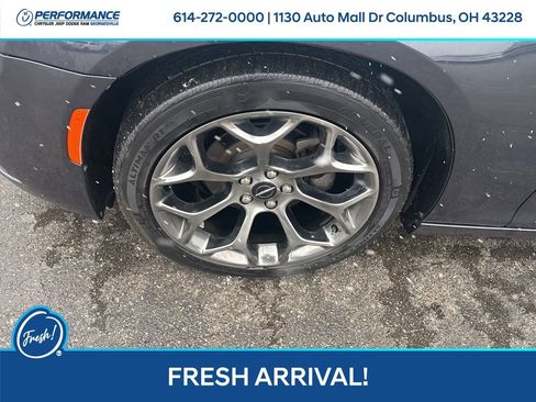Used 2018 Chrysler 300 Touring w/ Sport Appearance Package image 10